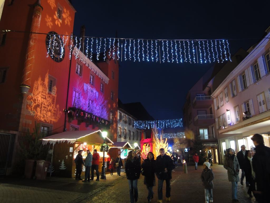 Hotel Restaurant La Tour Romaine - Haguenau - Strasbourg Nord Schweighouse-sur-Moder Exterior foto